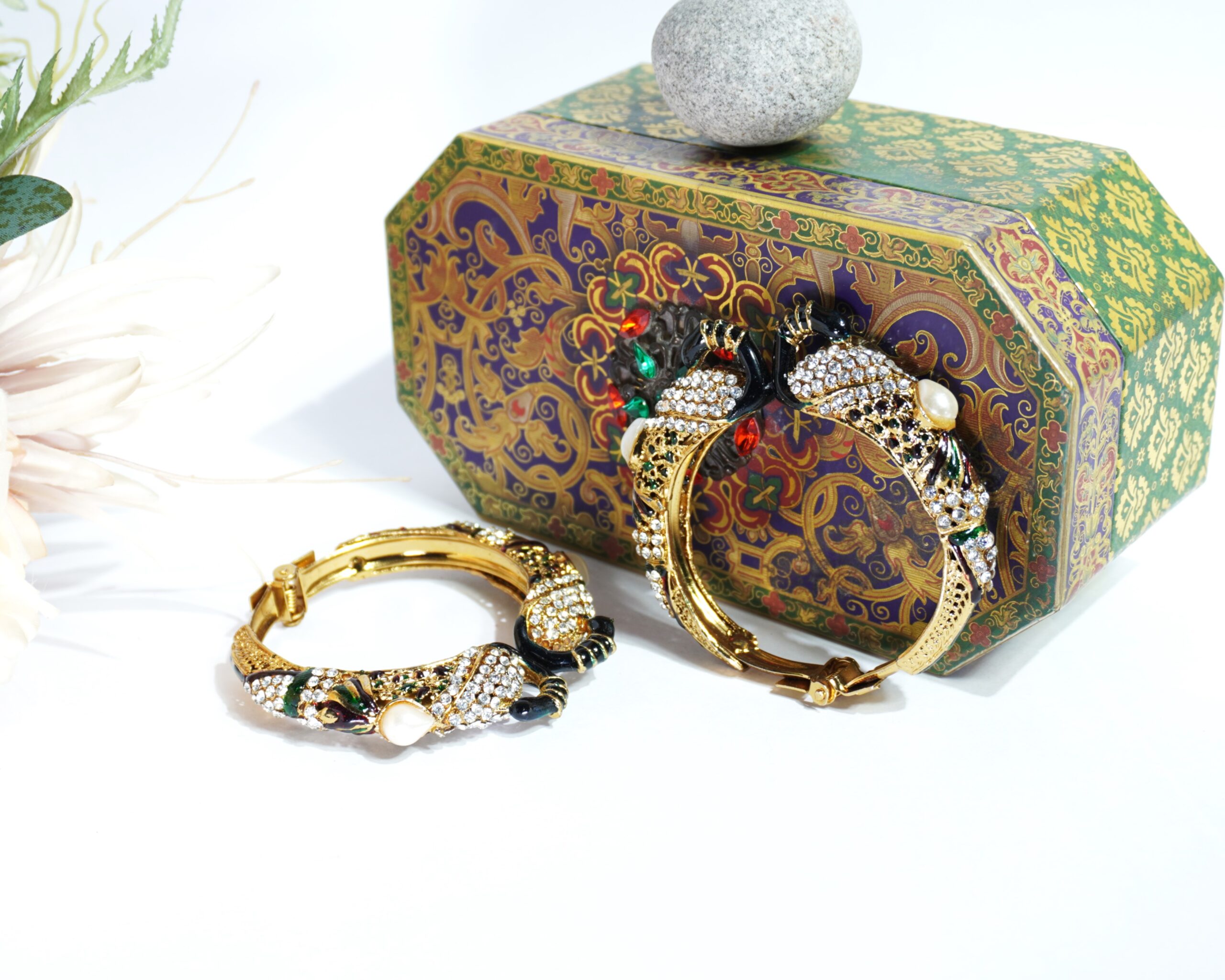 Gold-Plated Multi-Color Peacock Design Imitation Bangles