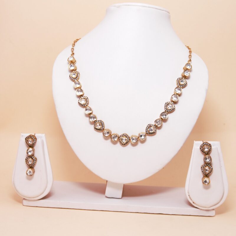 Kundan Premium Necklace Set