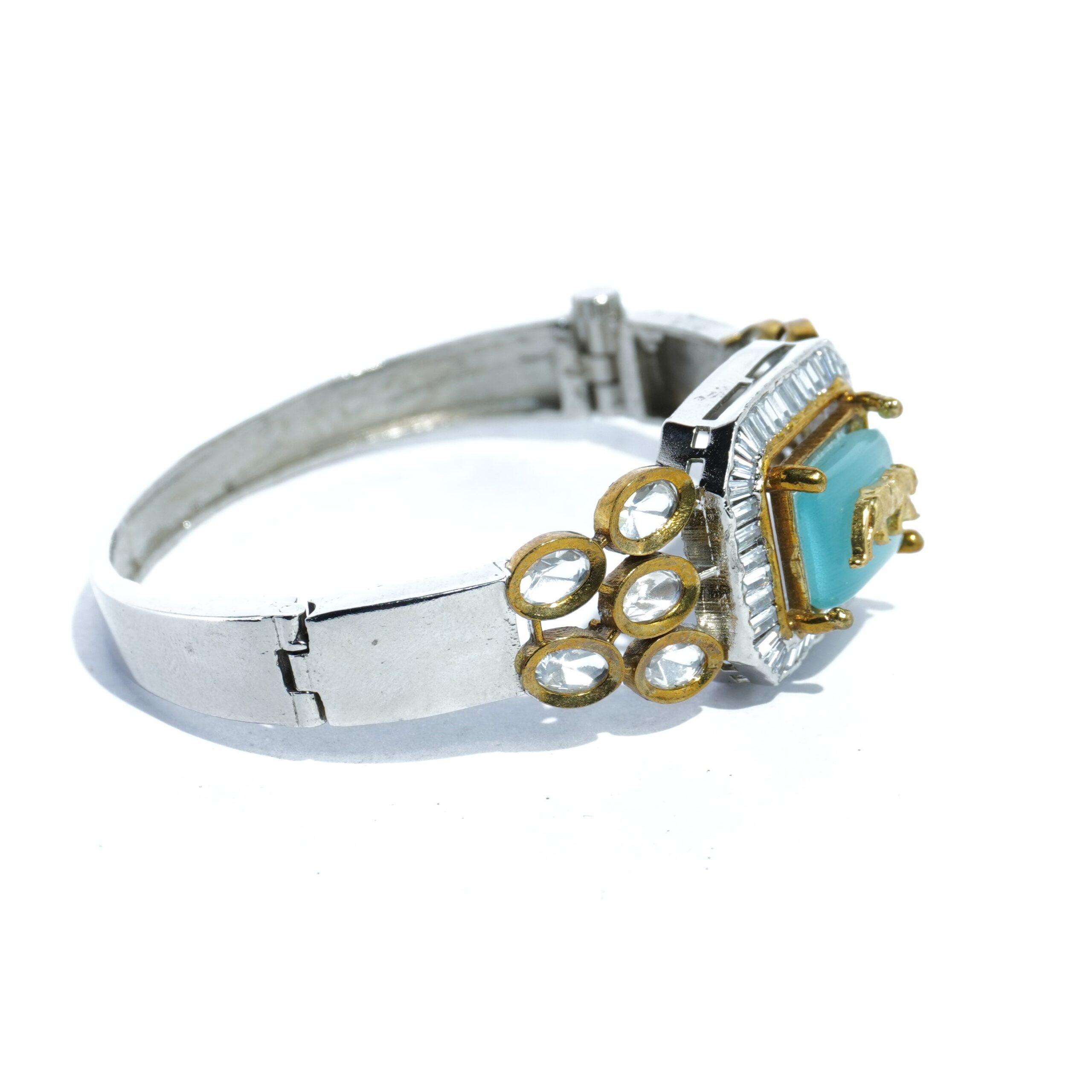 Sabyasachi-Inspired Royal Tiger Bracelet – Polki Design - Image 2