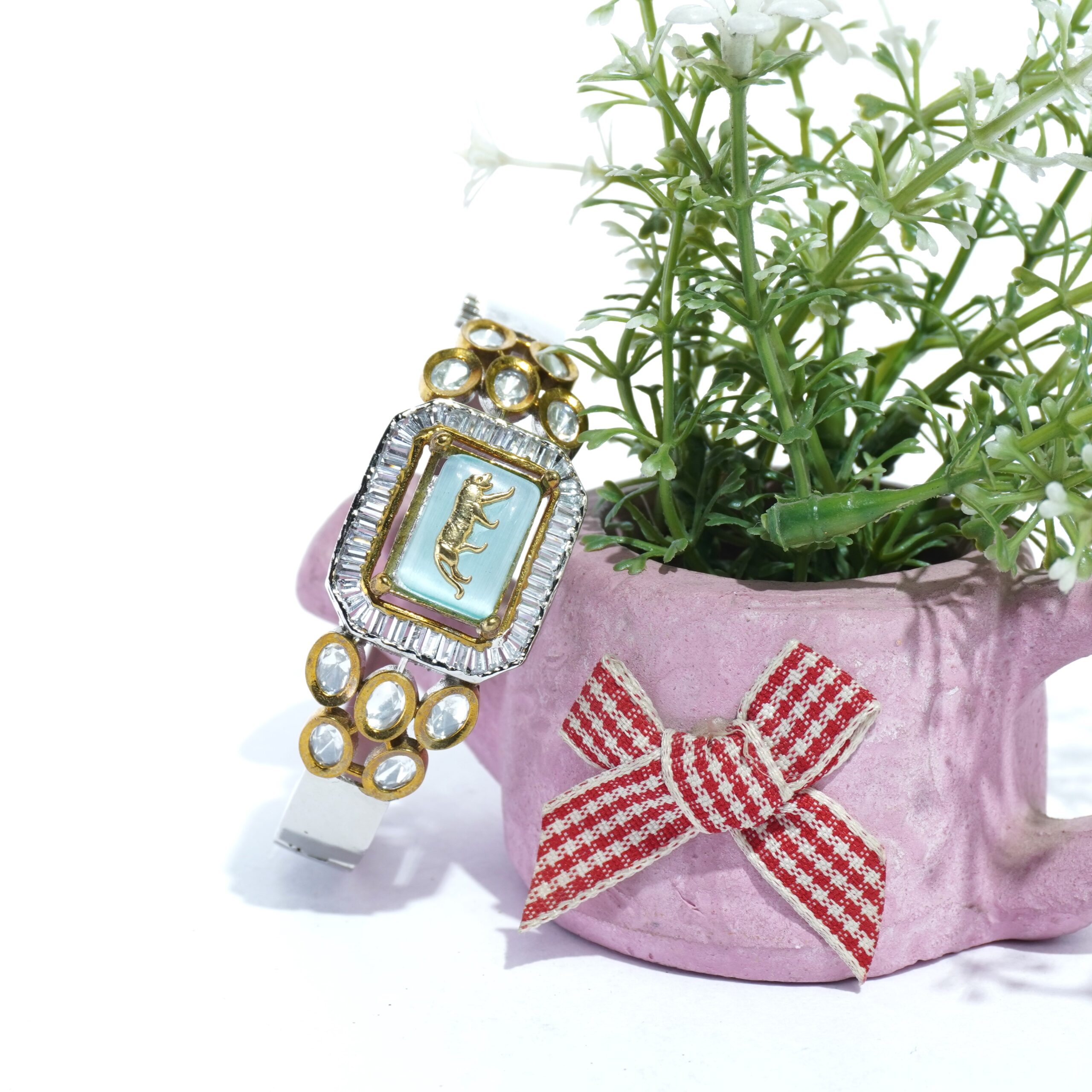 Sabyasachi-Inspired Royal Tiger Bracelet – Polki Design - Image 4