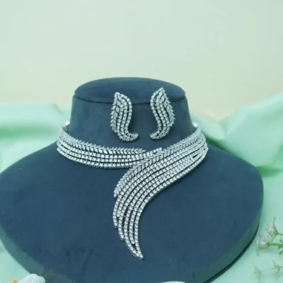sliver tone crystal dimond necklace set