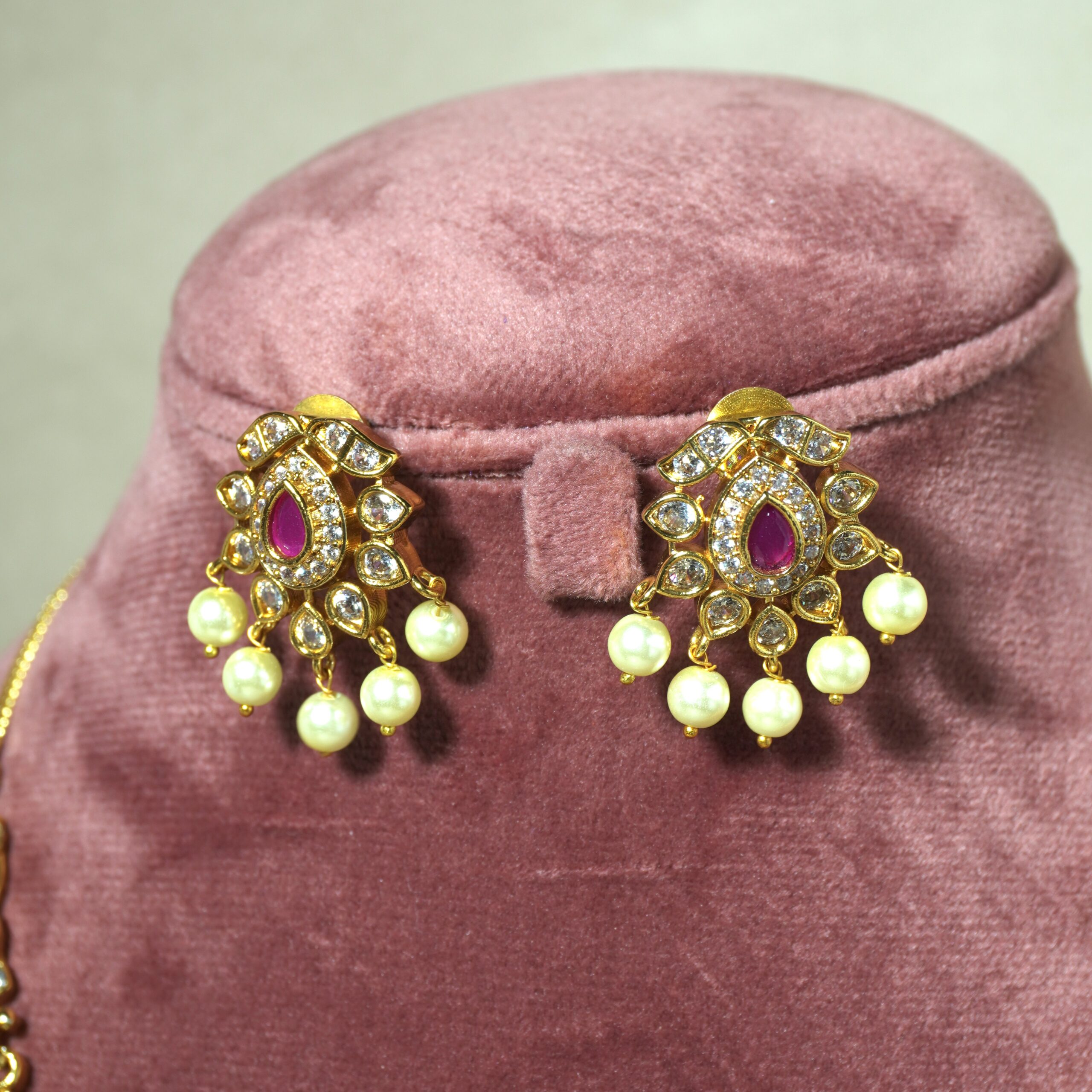 Pearl Drop Earrings - All That Glitters