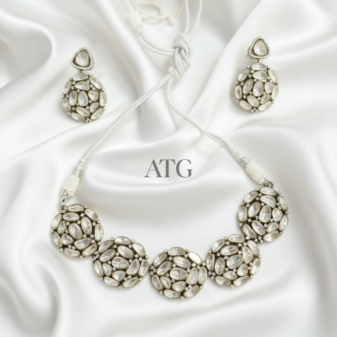 image of traditional kundan choker necklace setv by All That Glitters Antique Kundan Choker Necklace Set
