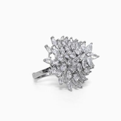 Zircon Premium Ring - Elegant Design